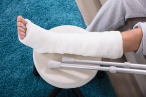 What Is the Average Settlement for a Broken Leg?